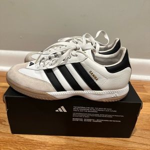 White Adidas Sambas